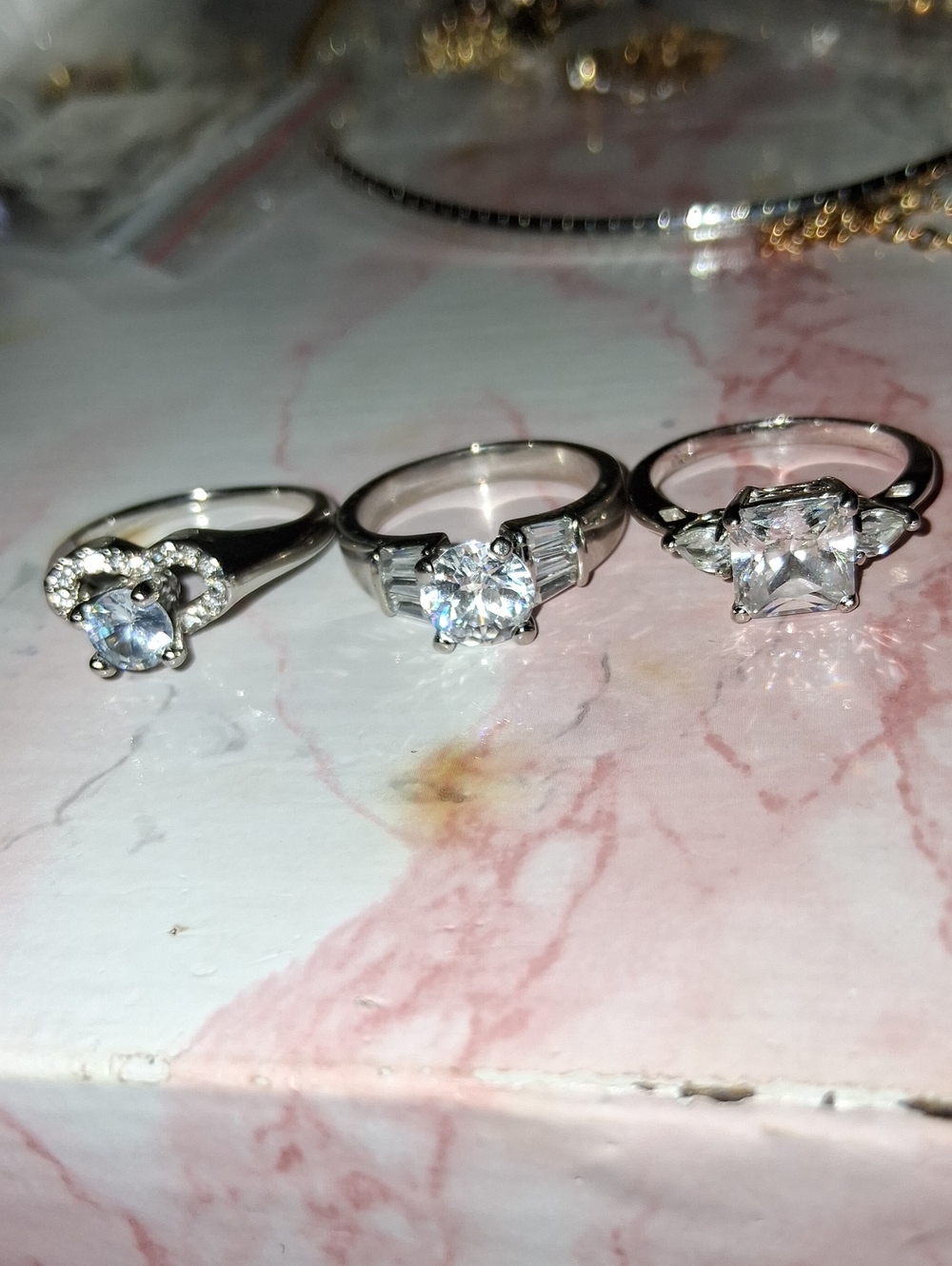 Elegant Silver Cubic Zirconia Solitaire Ring - Clear